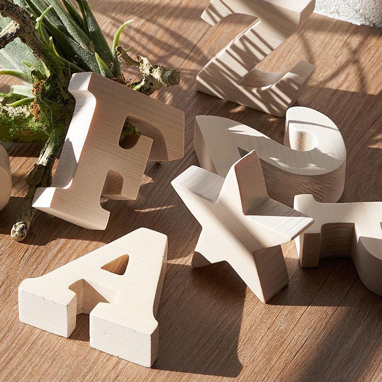 ELEMENTS アルファベット イニシャル 星型 スター オブジェ 木製