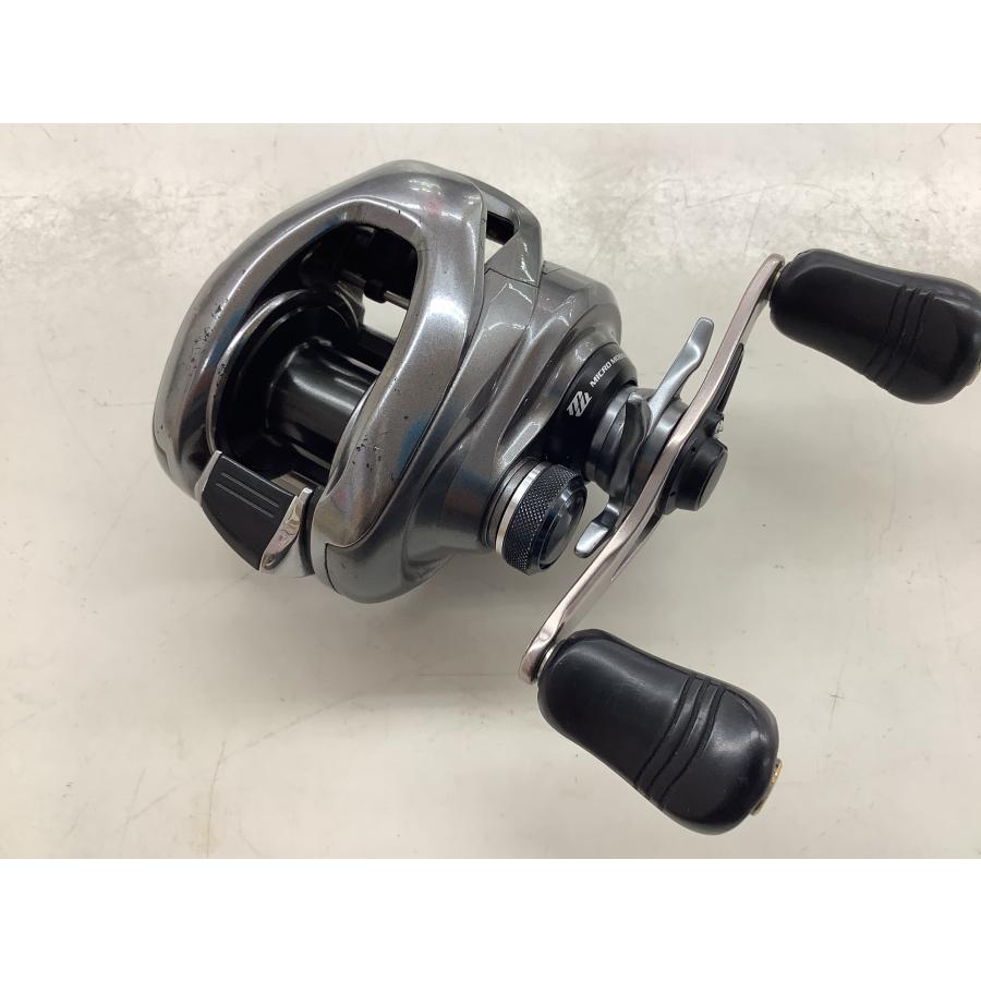 シマノ（SHIMANO） 中古 ベイトリール 15メタニウムDC 右 【中古B