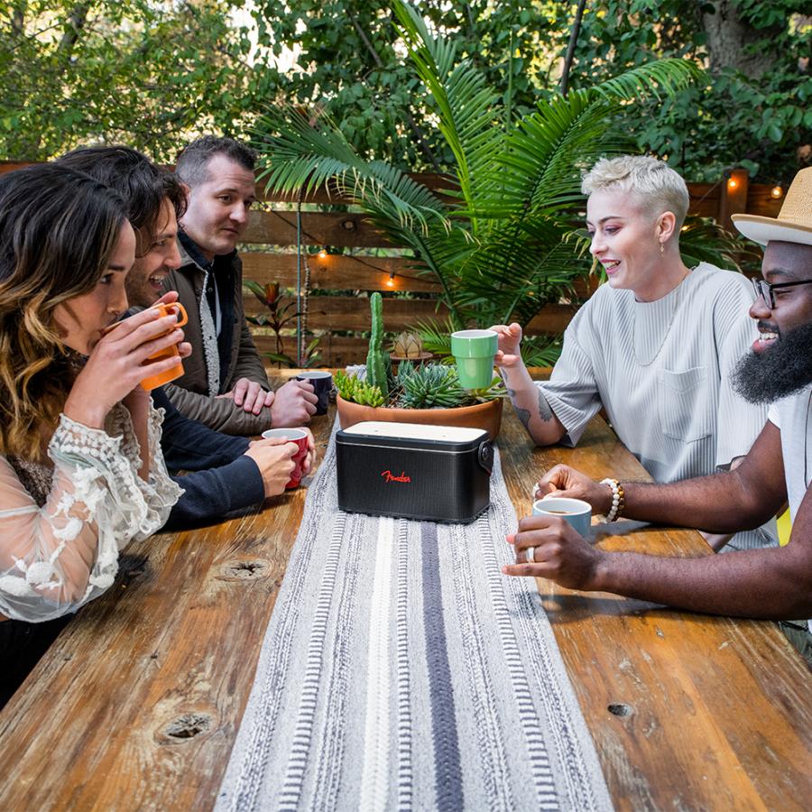 Fender Audio Bluetoothスピーカー Riff (フェンダー リフ) ブラック