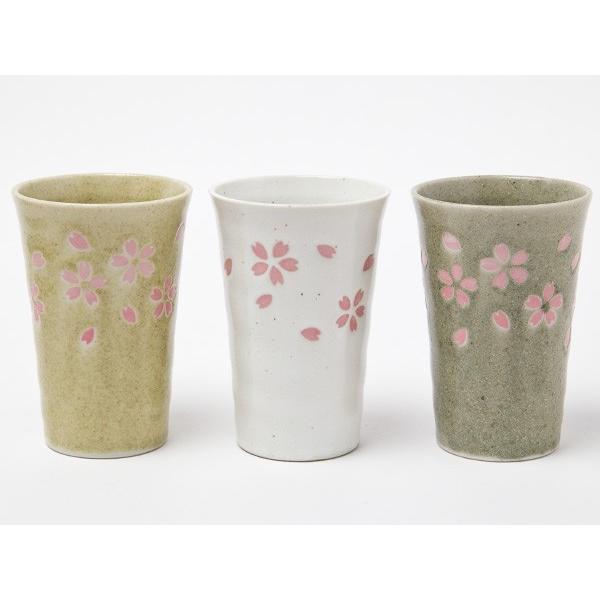 送料無料】竹久夢二 庫山窯 夢桜 木製カゴ付フリーカップ 同柄皿付