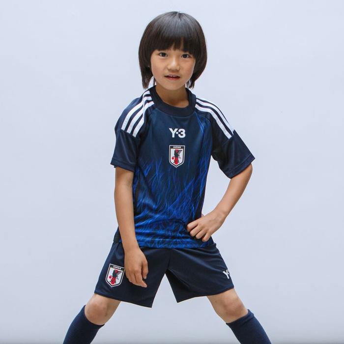 アディダス キッズ サッカー日本代表 2024 ホーム レプリカ ミニキット