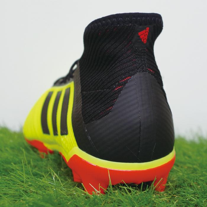 プレデター 18.1 FG/AG J アディダス(adidas) ジュニアサッカー