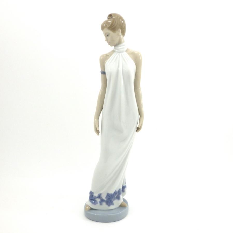 Lladro リヤドロ ♯1205 『エレガンス』 ナオ NAO インテリア 置物