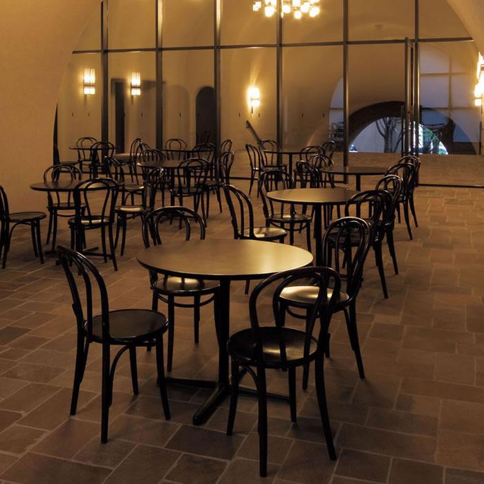 曲げ木の美しいフォルム ベントウッド 人気のチェア オルキス トー