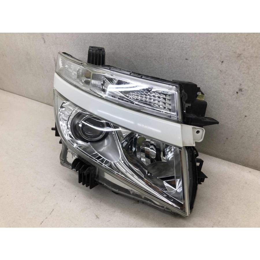 磨き済み E52 エルグランド 右 ヘッドライト KOITO 100-23009 : 拓海