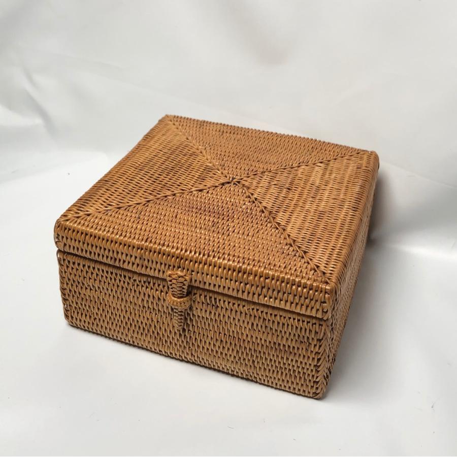 アタ雑貨 網目均一 綺麗 角蓋付バスケット バリ島 エスニック