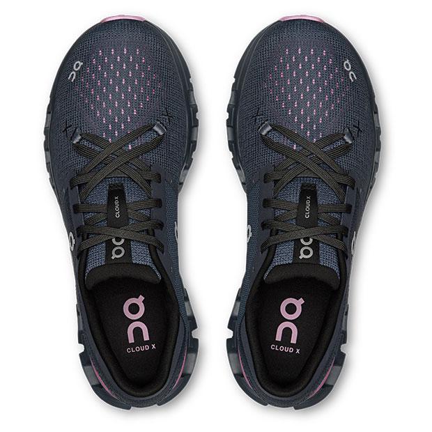 On（オン） レディース Cloud X 4 クラウドエックス 4 ランニング