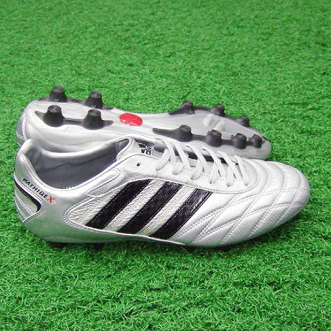 adidas（アディダス） パティーク X TOP メタリックシルバー×ガン