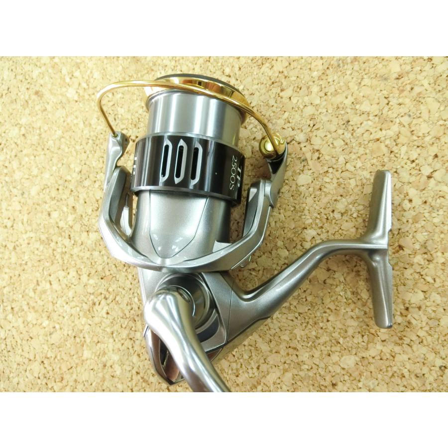 シマノ 15 ツインパワー 2500HGS 〇USED〇〇1121〇 : カニエの