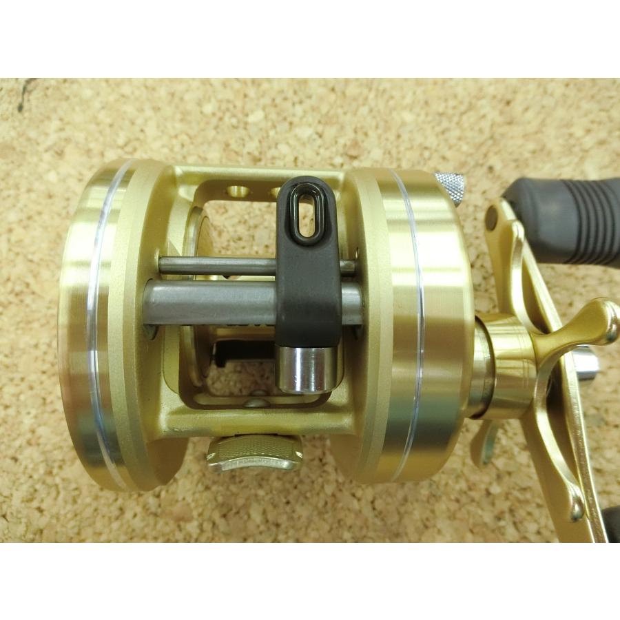 シマノ カルカッタ 201XT 〇USED〇〇766〇 : カニエの