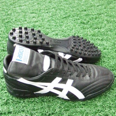 ASICS（アシックス） トレッカー2002 ブラック×ホワイト 【asics