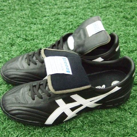 ASICS（アシックス） トレッカー2002 ブラック×ホワイト 【asics