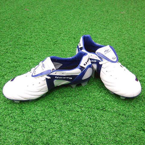 umbro（アンブロ） アクセレイター SJ 2 ホワイト×ブルー×ブラック
