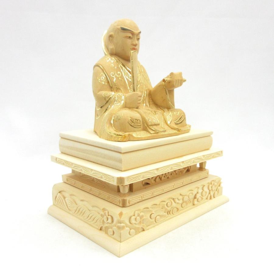 香木白檀 切金仕上げ 日蓮大聖人座像 手彫り 最高細密木彫り49万円の品