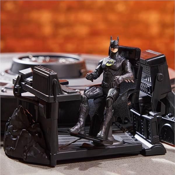 ラジコン 1/18 フラッシュ バットモービル 秘密基地ジオラマセット