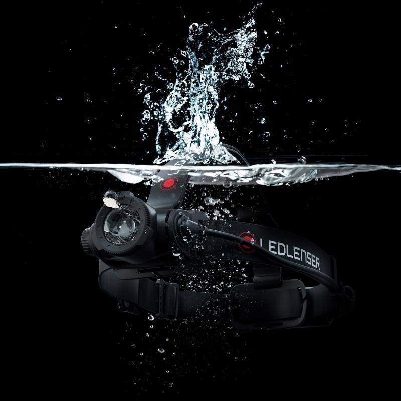 LED LENSER レッドレンザーヘッドライトLedlenser H7R Core 防水