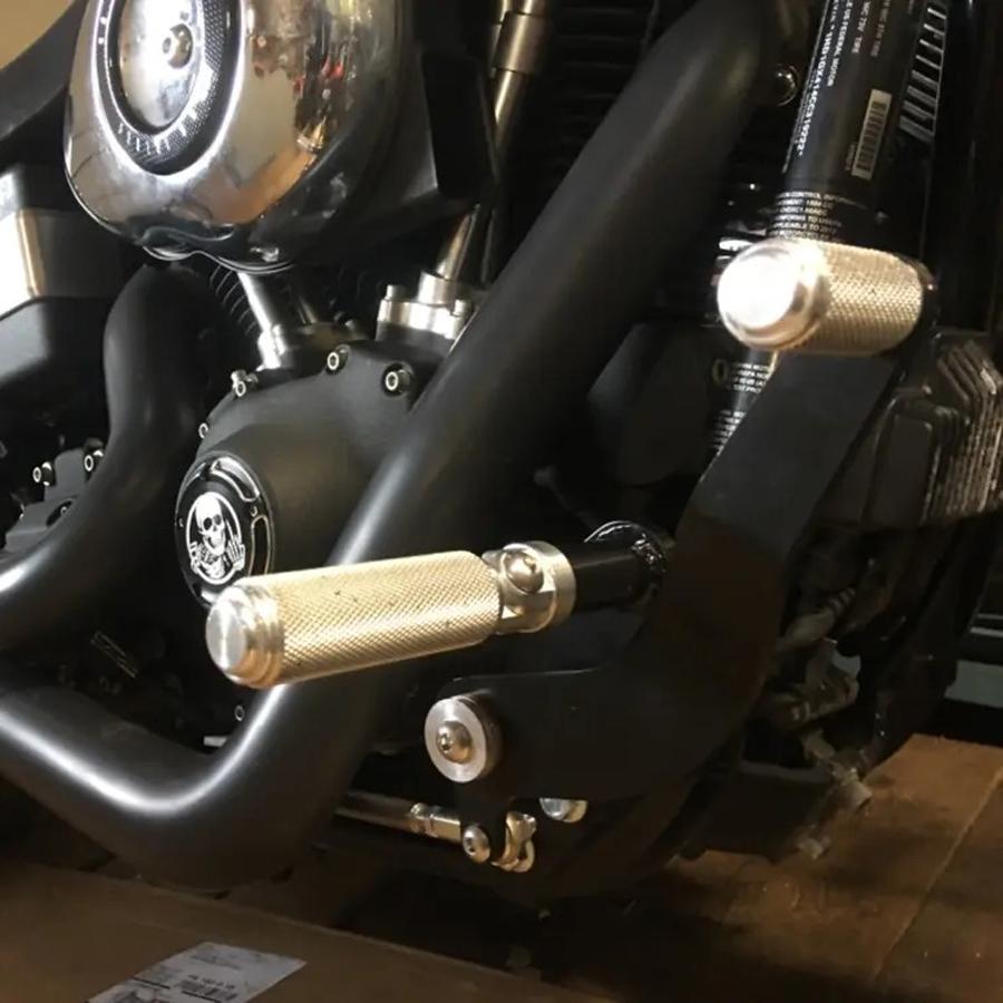 ハーレー ダイナ フォワードコントロールキット(ペグ付き) TC Bros