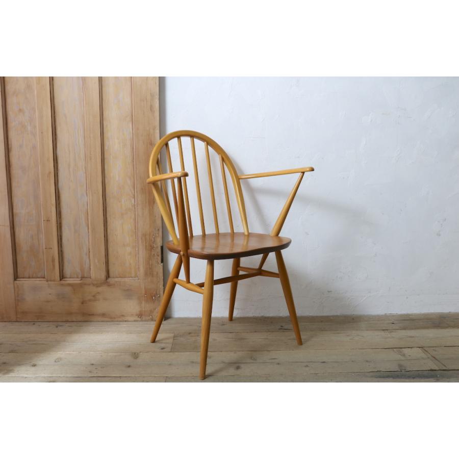 アーコールチェア アーム付きフープバックチェア(D) ERCOL イギリス