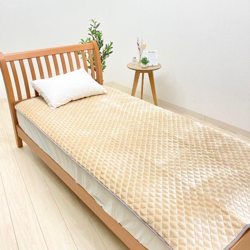 西川（nishikawa） 敷きパッド ダブル セラミック 遠赤綿入り アクリル