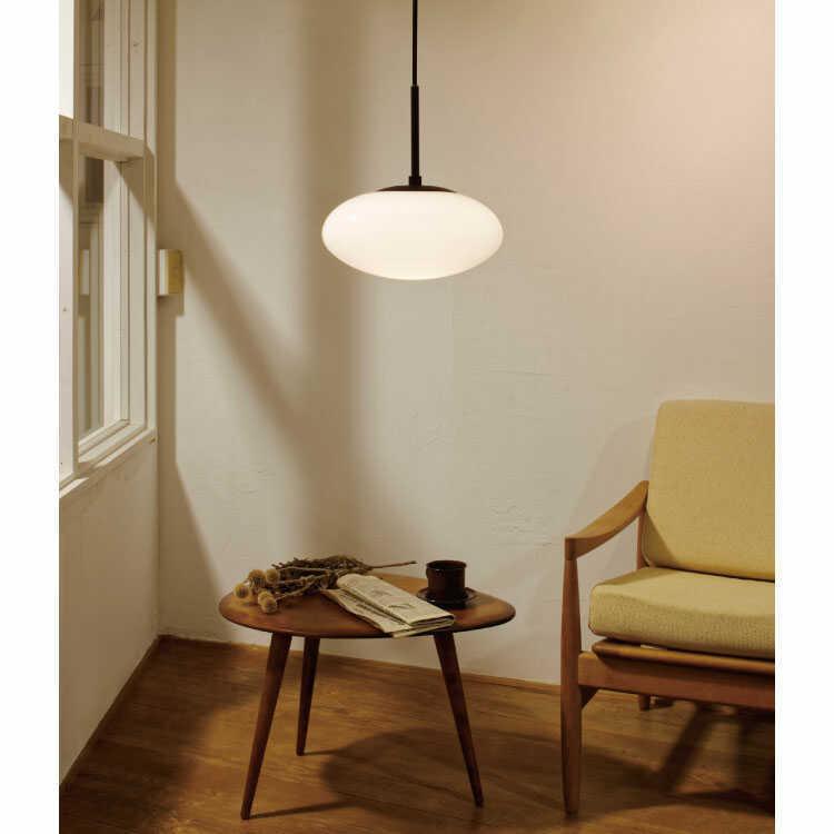 ペンダントライト 乳白色 楕円形 シンプル モダン ミッドセンチュリー