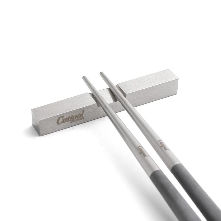 Cutipol（クチポール） クーベ 箸 + 箸置きセット グレー KUBE 正規