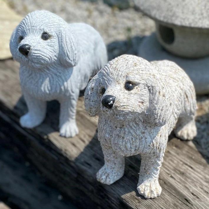 天然石 犬 石彫 置物 全長約40cm 庭園・玄関オブジェ 天然石 犬 石彫