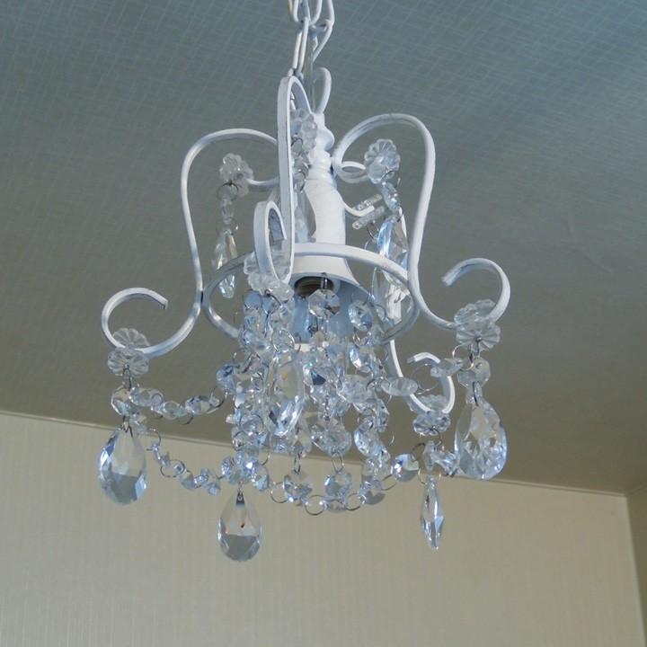 シャンデリア ミニシャンデリア ガラスビーズ ホワイト 北欧 おしゃれ