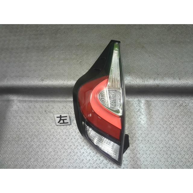アクア トヨタ（TOYOTA）※同梱不可※アクア NHP10 左テールランプ 品番