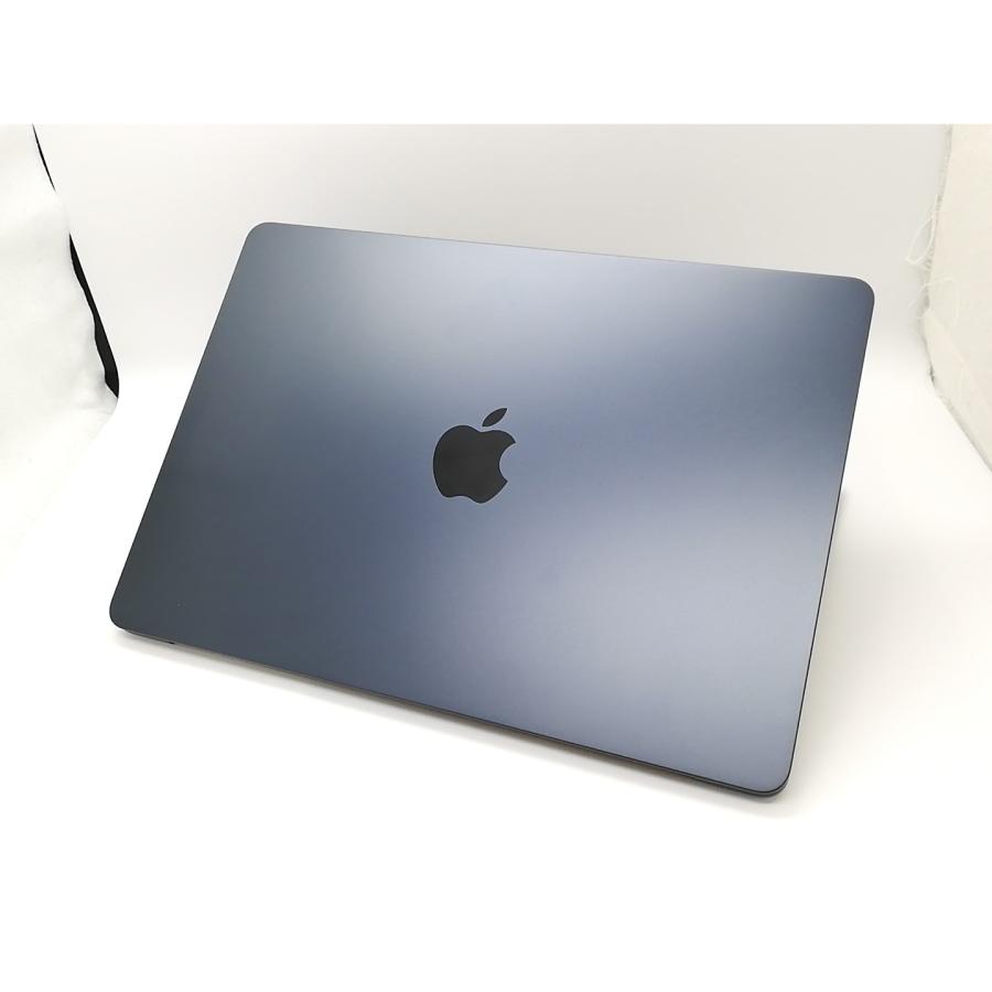 中古】Apple MacBook Air 13インチ M2(CPU:8C/GPU:8C) 16GB/256GB