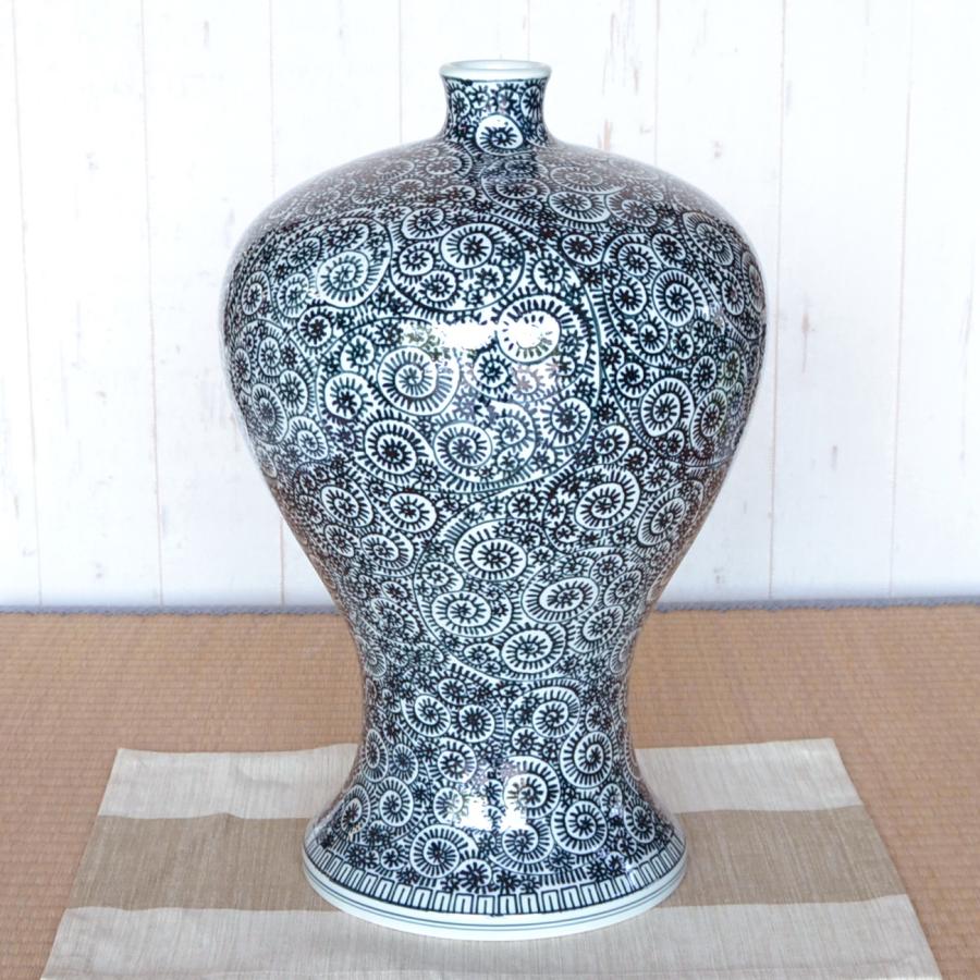 壷 つぼ 美術品 芸術作品 有田焼 タコ唐草 縦型大壷 : 有田焼やきもの