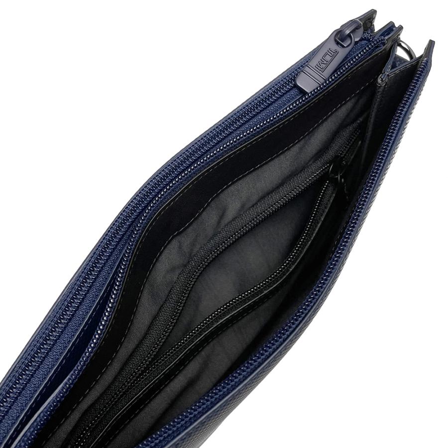 TUMI（トゥミ） クラッチバッグ セカンドバッグ ポーチ 本革 エンボス