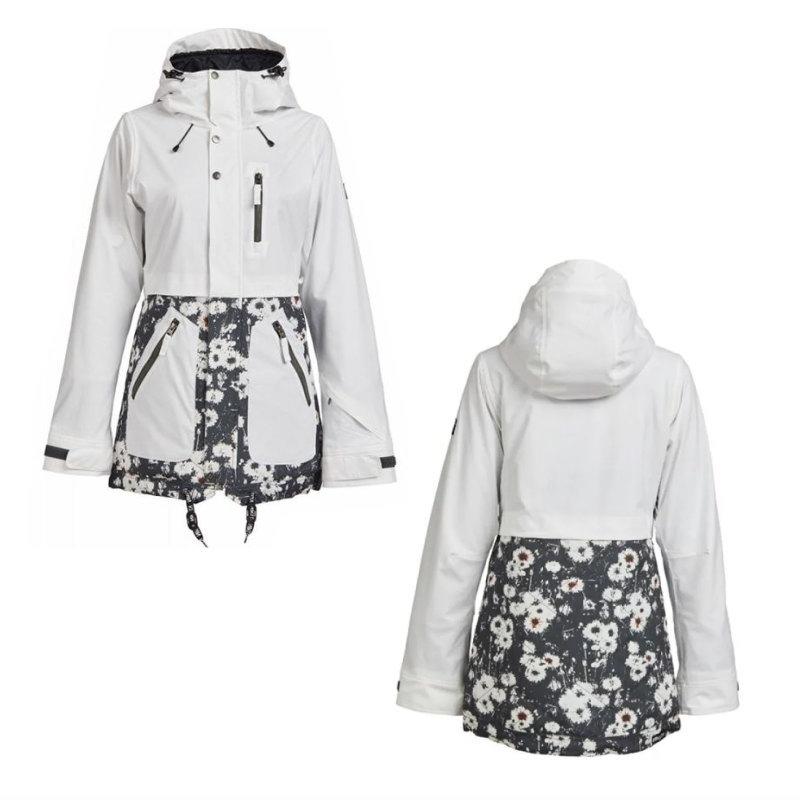 NIKITA（ニキータ） 【スノボウェア上下セット】NIKITA レディース