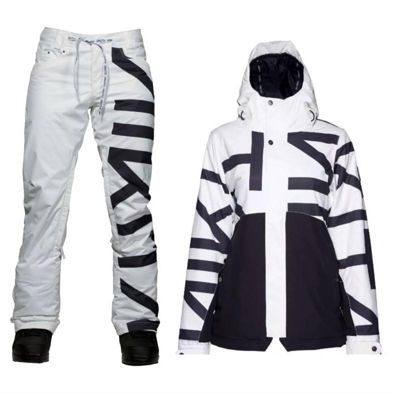 NIKITA（ニキータ） 【スノボウェア上下セット】NIKITA レディース