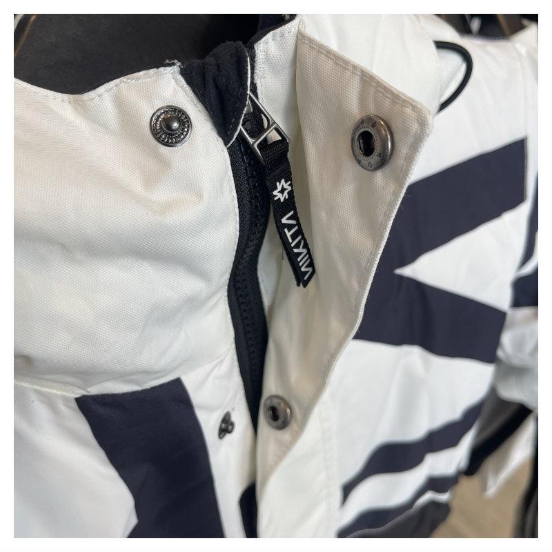 NIKITA（ニキータ） 【スノボウェア上下セット】NIKITA レディース