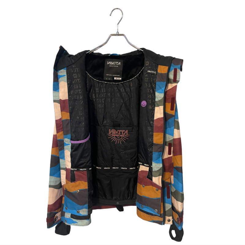 NIKITA（ニキータ） 【スノボウェア上下セット】NIKITA レディース