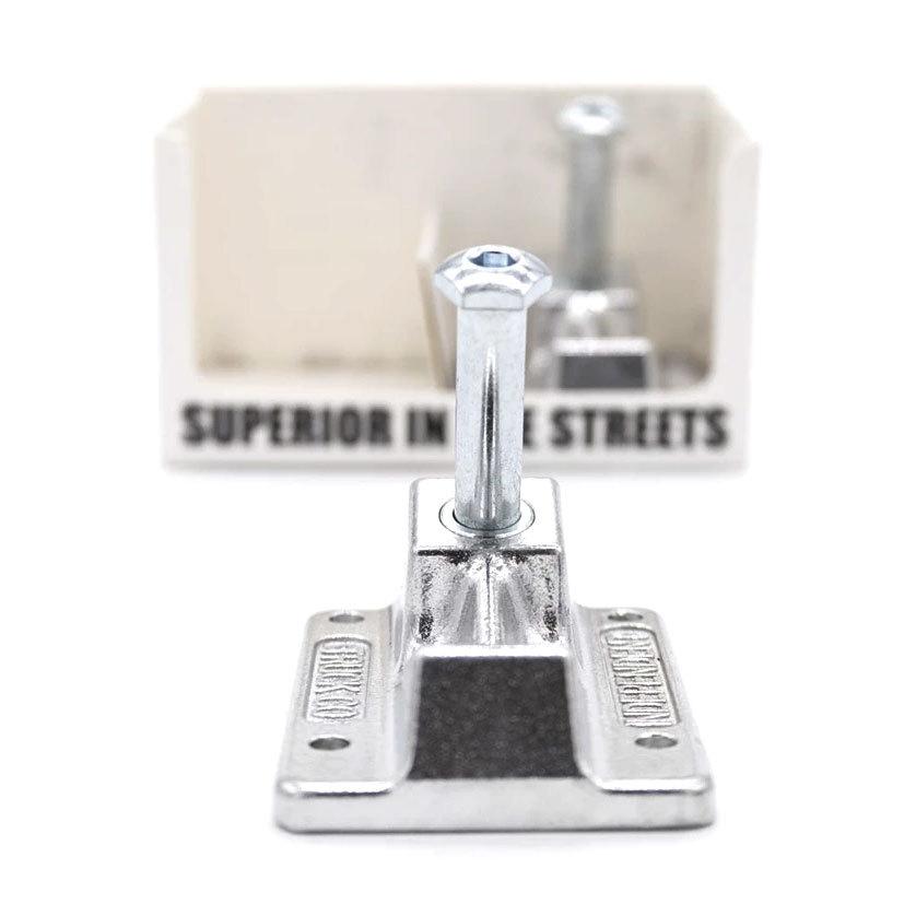 INDEPENDENT TRUCK COMPNY INDEPENDENT TRUCKS インディペンデント