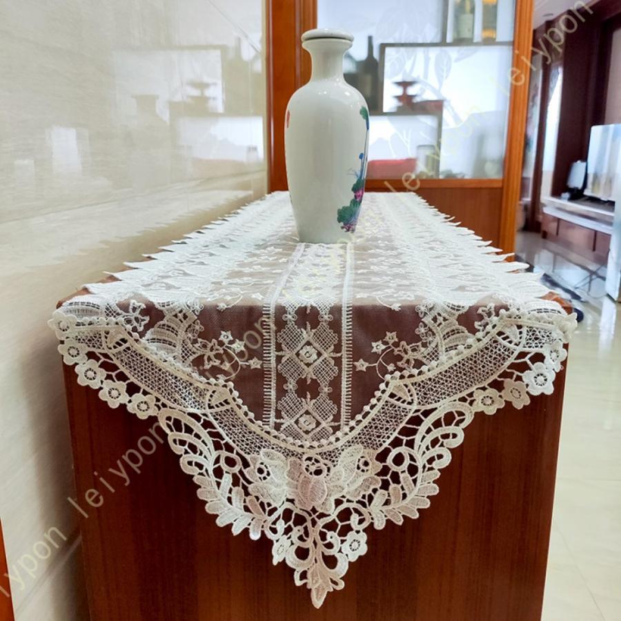 上品な花柄レーステーブルランナー テーブル 食卓 飾り 白 ビンテージ