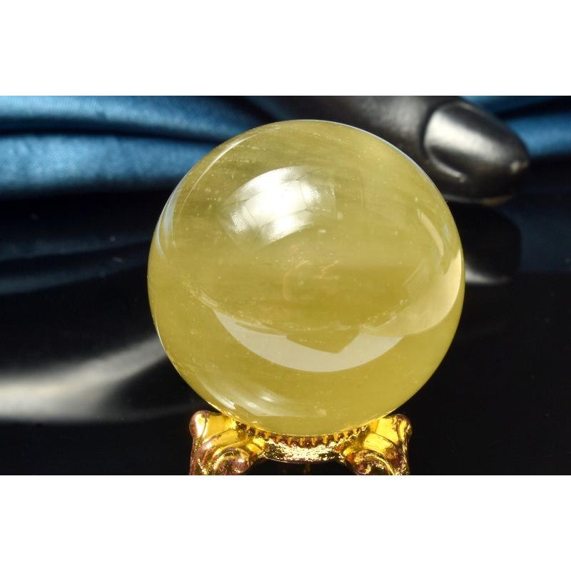 1点物】希少◇宇宙からの贈り物 リビアングラス 32.5mm 丸玉(台座付き