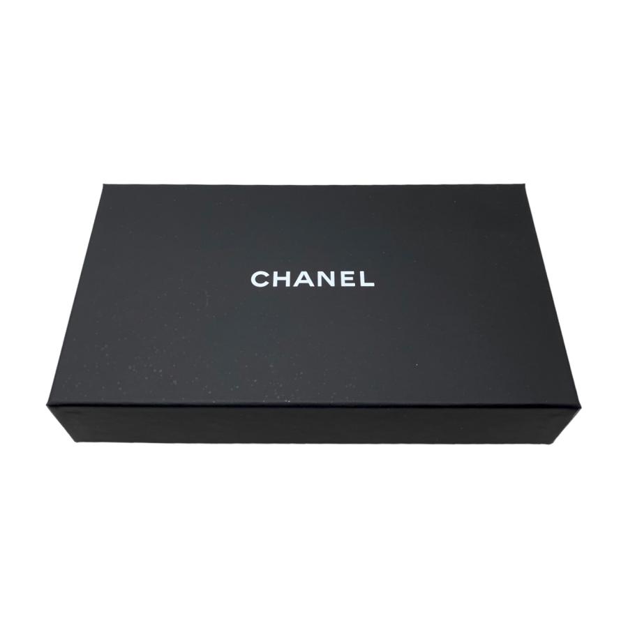 CHANEL（シャネル） iPhone15Pro ケース マトラッセ キャビアスキン