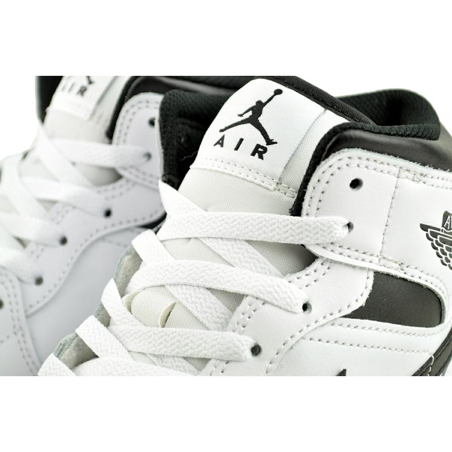 NIKE（ナイキ） エアジョーダン 1 ミッド NIKE AIR JORDAN 1 MID white