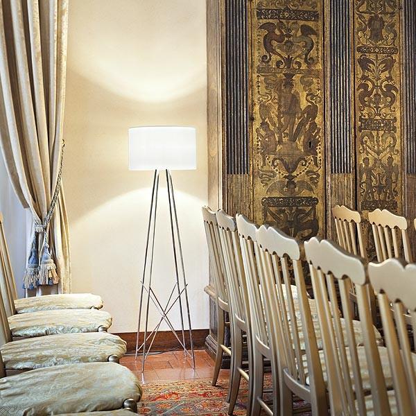 FLOS（フロス） 正規販売店 RAY F2レイF2 フロアライト ホワイト