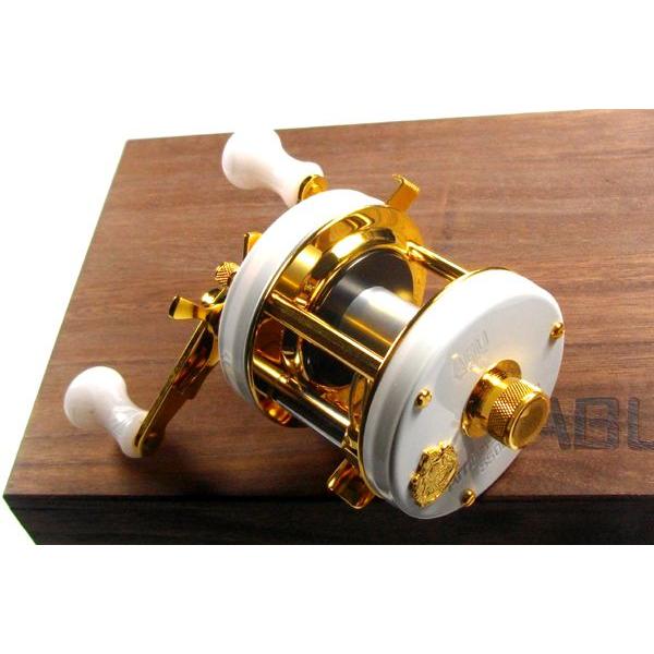 新品 50％OFF アブ アンバサダー 5500CDL 限定パールホワイト【送料