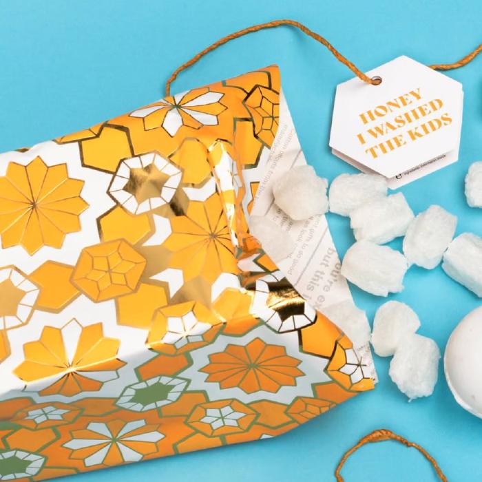 LUSH（ラッシュ） みつばちマーチ ギフト バターボール 石鹸 ソープ