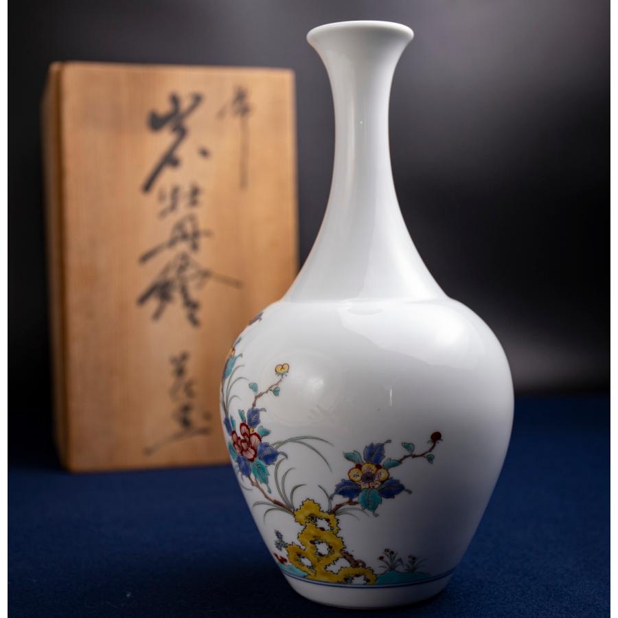 秘色】鍋島焼 人間国宝 柿右衛門花瓶 【錦岩牡丹絵花瓶】底部に渦福印