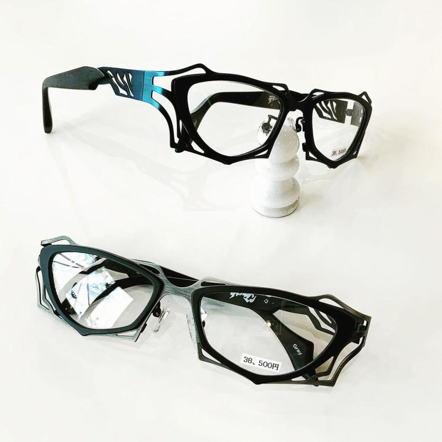 Less than human（レスザンヒューマン） デビルマン × : メガネ