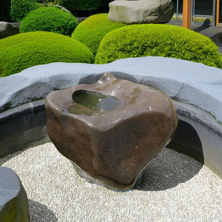 手水鉢 水鉢 たまり石 天然石 庭石 つくばい 溜まり石 景石 蹲 和風