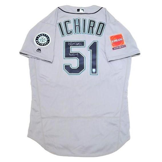 イチロー直筆サイン#51及び引退日付書込マリナーズ公式ロード