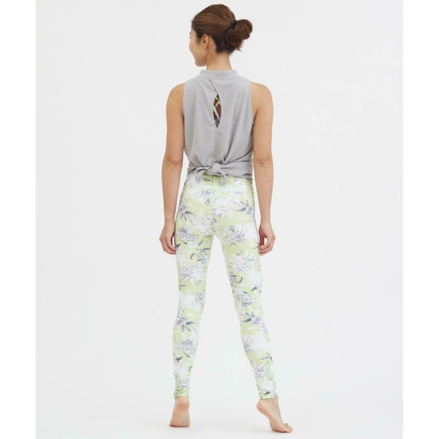 Julier（ジュリエ） Julier ClearFlowerプリントレギンス レディース