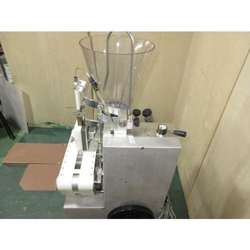 中古】【送料都度見積】トーセー工業 餃子成型機 架台付き NS-21