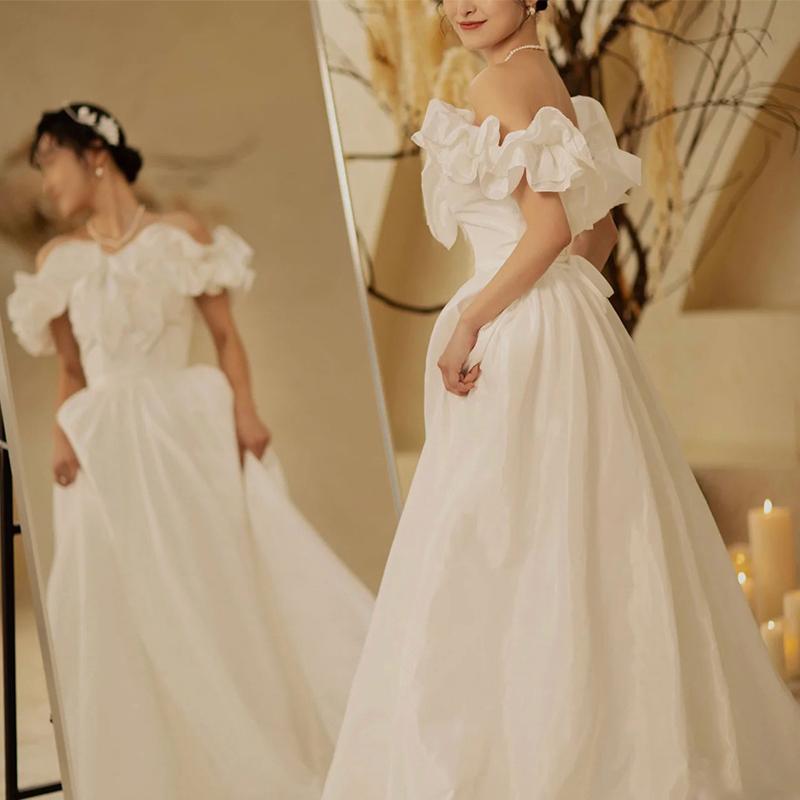 ウェディングドレス 二次会 結婚式 オフホワイト ブライダル サテン